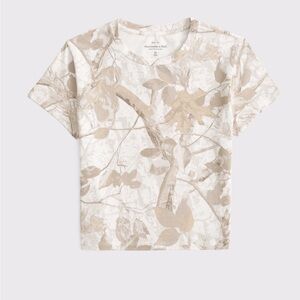 NWT Abercrombie & Fitch Essential Baby Tee Light Camo